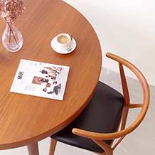 Round dining table with 1ex. in teak